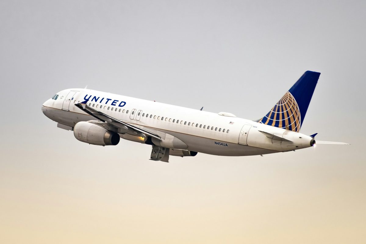 Megdöbbentő dolgokkal vádolják a United Airlines egyik pilótáját