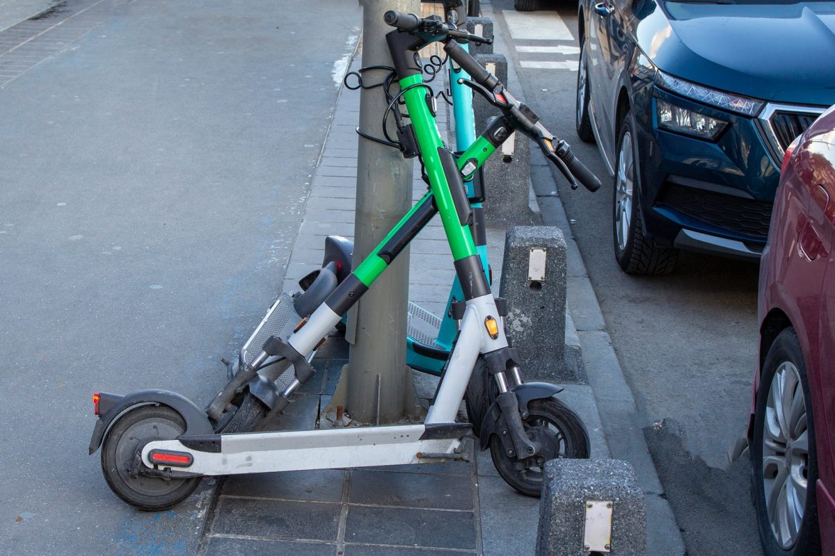 Négy év börtönt kapott egy rolleres, aki halálra gázolt egy nőt