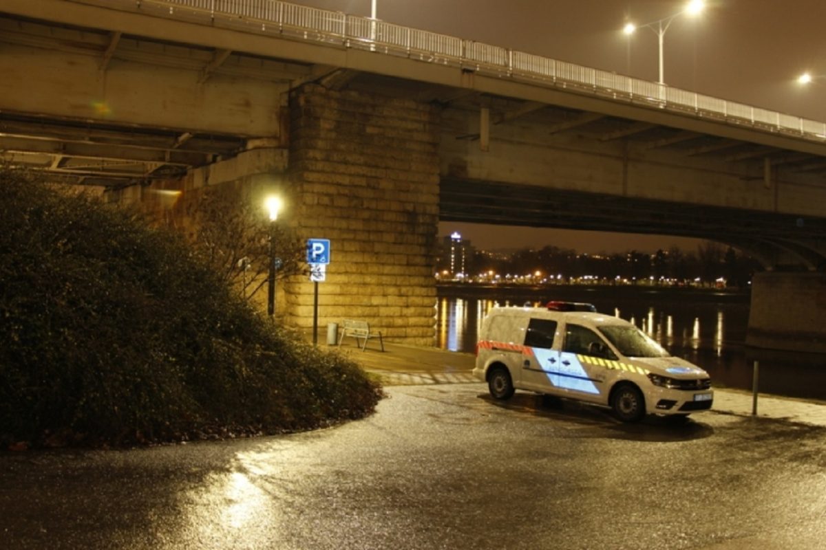 Késelésbe torkollott egy kábítószer-vásárlás az Árpád hídnál