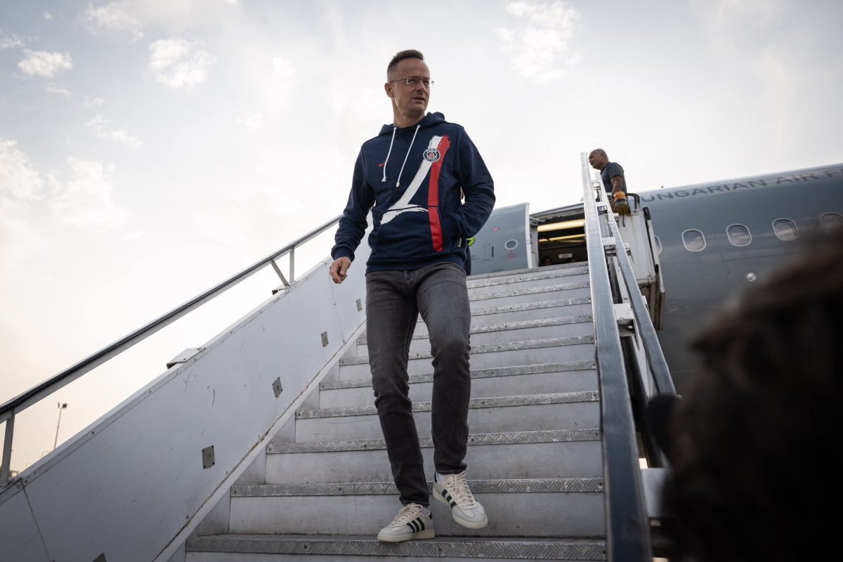 Szijjártó Péter már Pakisztánban van