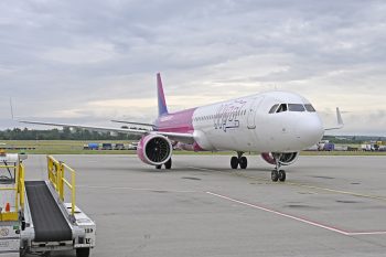 A Wizz Air utasai 18 órája várakoznak Madridban, hogy hazajussanak