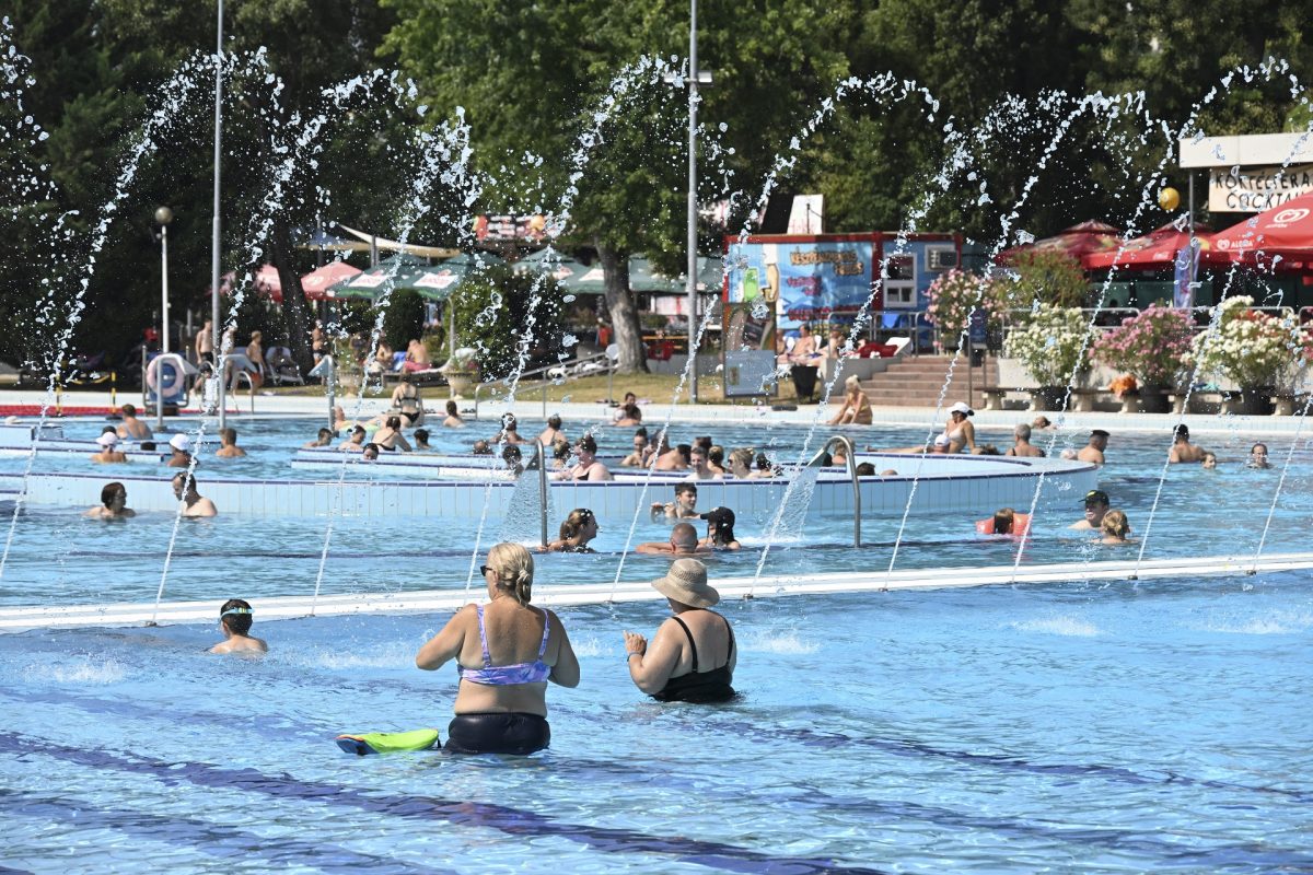 Nem vicc, tényleg 30°C lehet ma