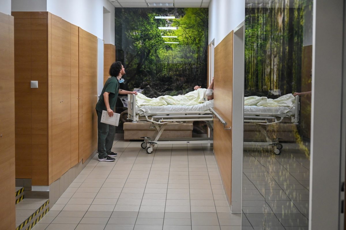 150 milliárd forint extra pénzt kapnak a magyar kórházak