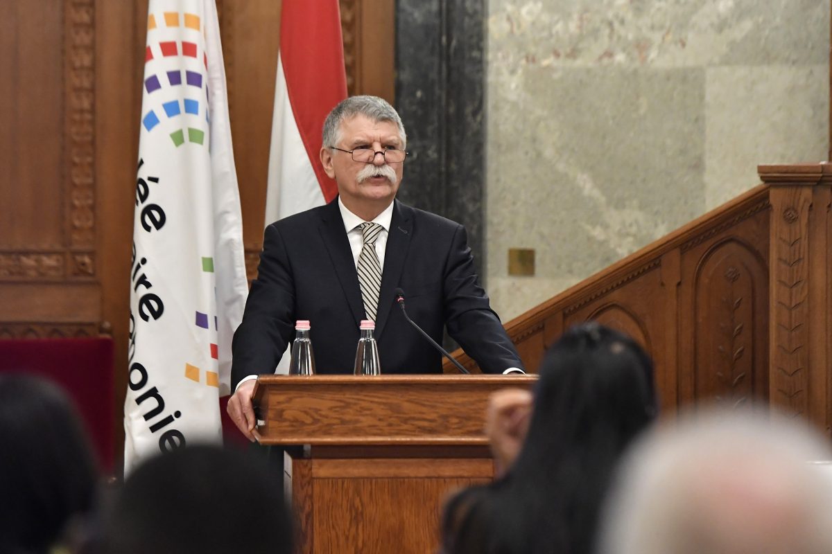 Egyiptomba utazik Kövér László