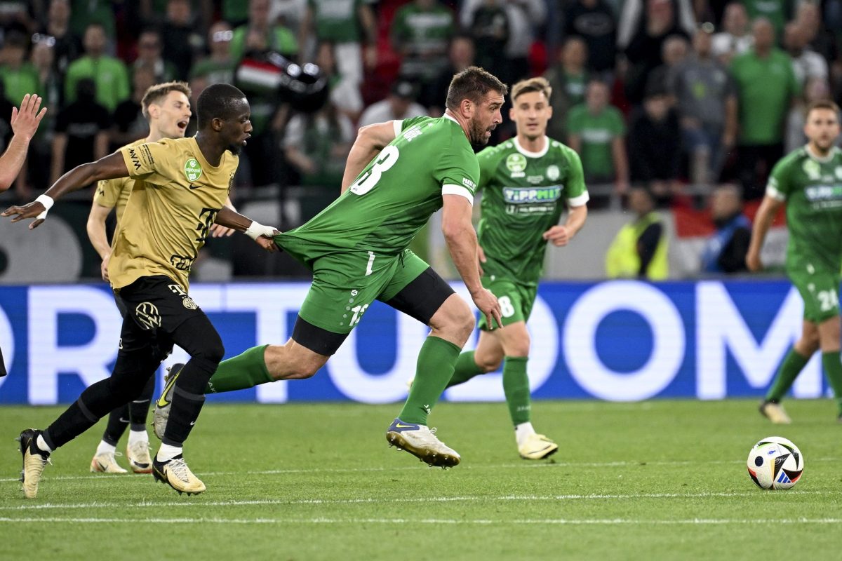 Videó Böde Dániel hatalmas góljáról, ami kupadöntőt ért a Paks számára