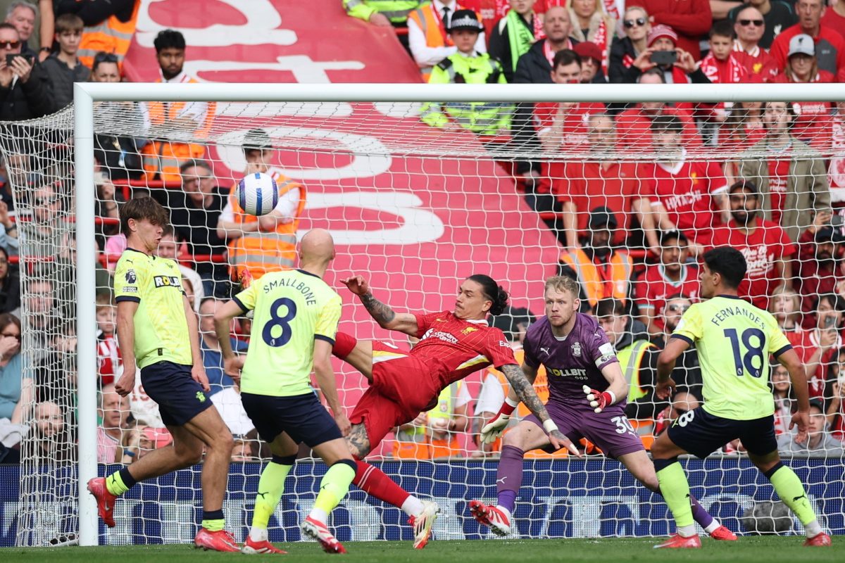 5 millió euró miatt padoztatja a Liverpool Szoboszlai Dominik csapattársát?