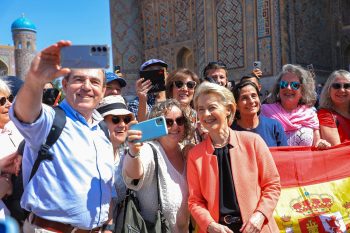 Ursula von der Leyen váratlan és megdöbbentő ajánlatot tett Donald Trumpnak