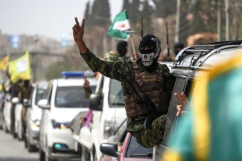 Donald Trump döntött, rengeteg amerikai katonát von ki Szíriából