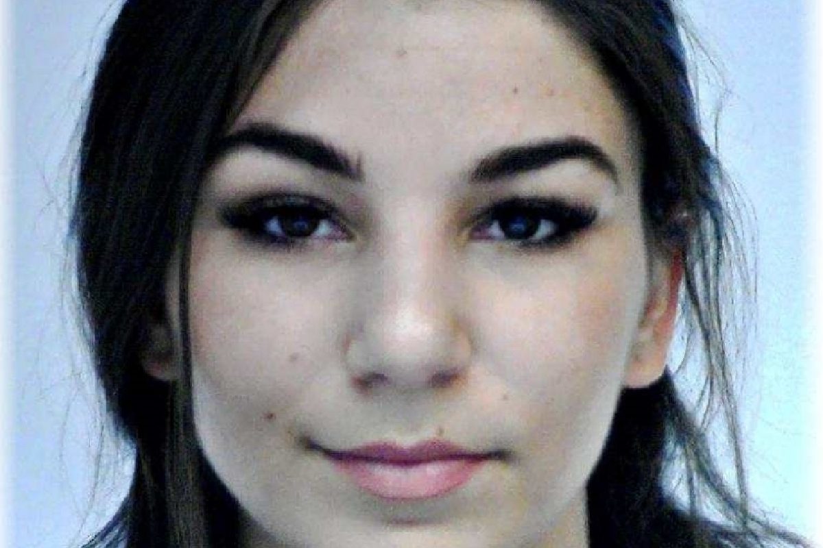 Eltűnt egy 16 éves gimnazista lány, keresik a tapolcai rendőrök