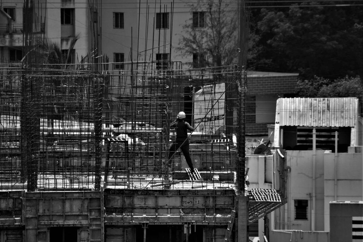 A fizikai dolgozók átlagos órabére már elérte a 2250 forintot