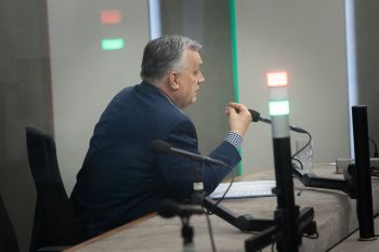 Orbán Viktor gazdaságfejlesztési egyeztetésen vett részt Békéscsabán