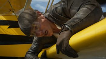 Tom Cruise hajmeresztő kaszkadőrmutatványától garantáltan tátva marad a szád