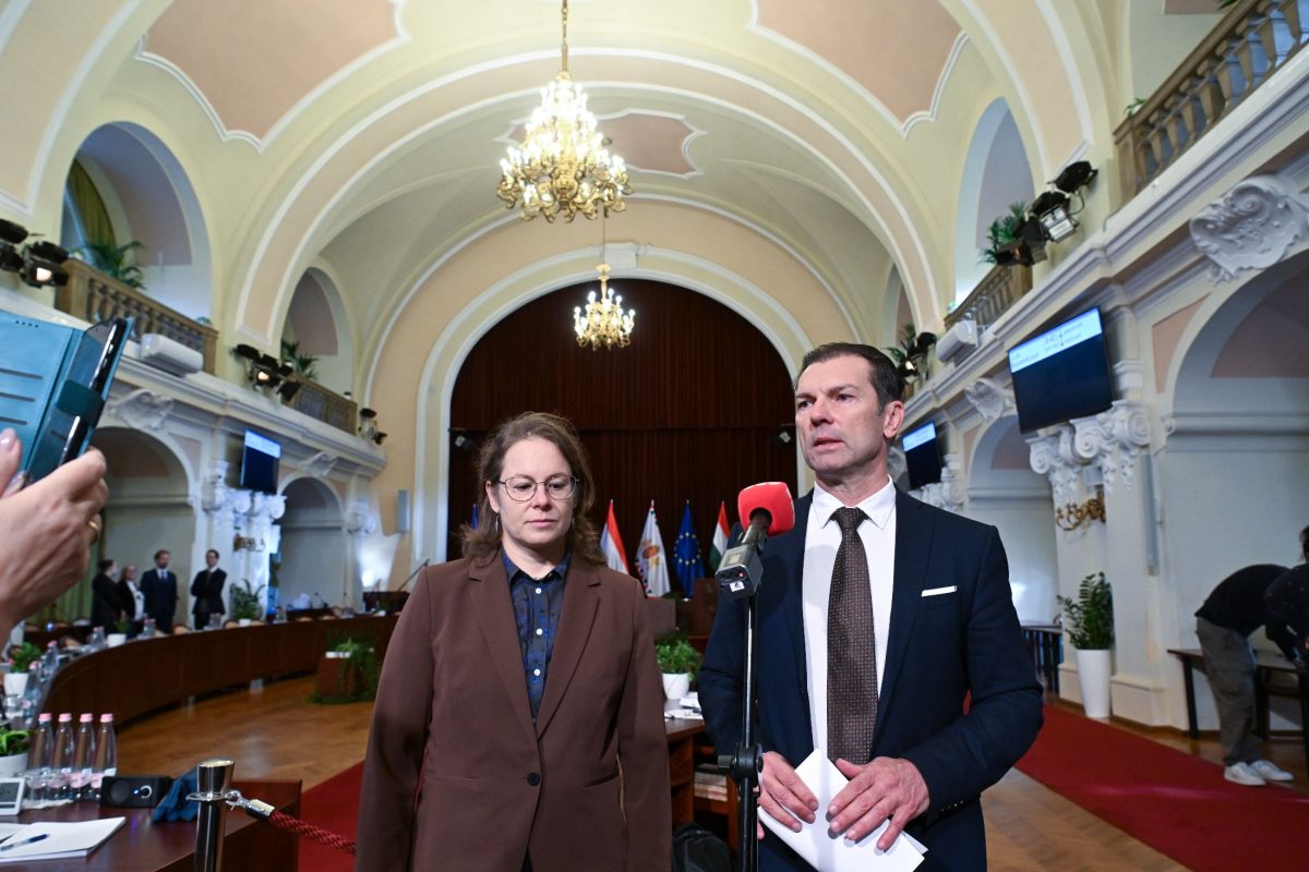 Számvevőszéki vizsgálatot sürget a DK a szolidaritási hozzájárulás ügyében