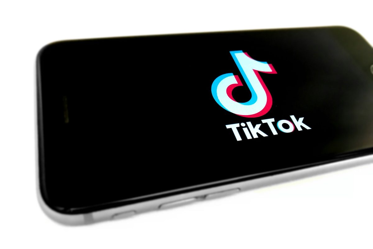 Nyolcéves kislány életét követelte a TikTokon terjedő dezodoros kihívás