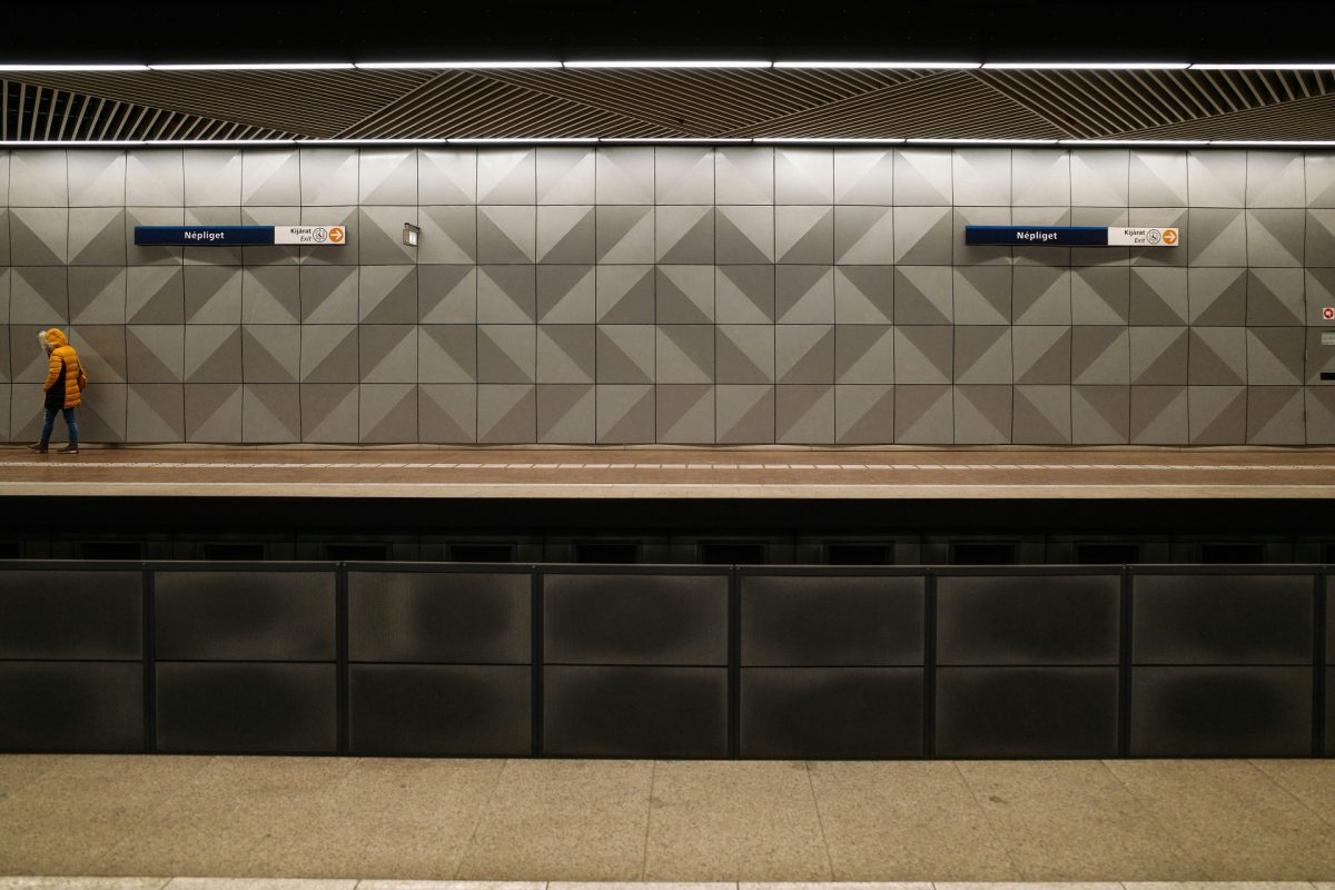 Újra zavartalanul közlekedik az M3-as metró a teljes vonalon