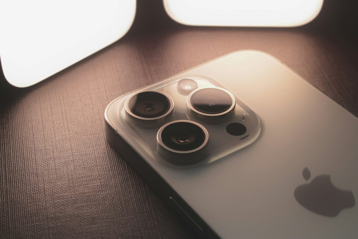 „Spirituális iPhone-okkal” rukkolt elő egy dubaji luxustelefon-gyártó cég