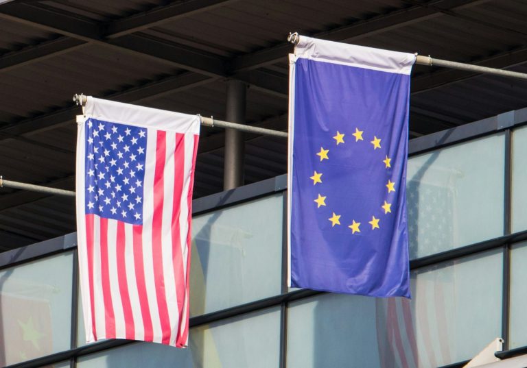 Megbomló egység – az USA és az EU már nem hangolják össze az orosz szankciók betartatását