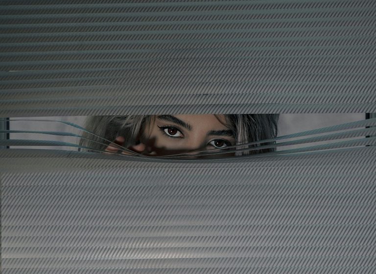 Házassági bosszú betörésnek álcázva – vádat emeltek egy kiskunmajsai nő ellen