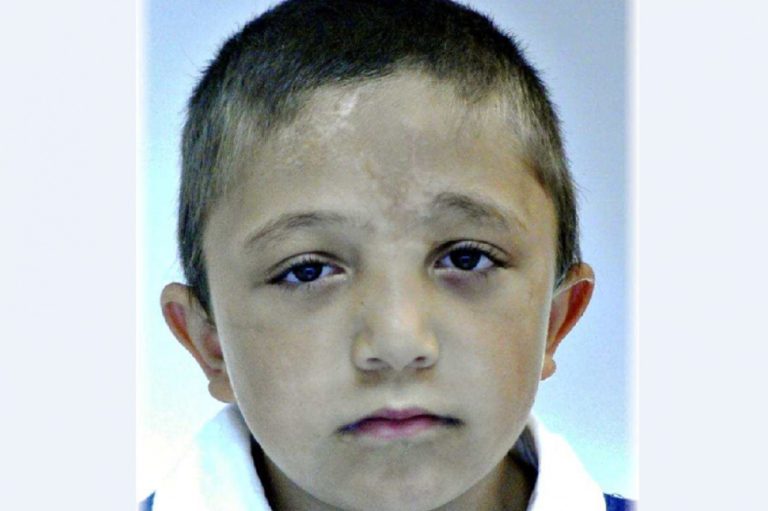 Keresi a rendőrség a 13 éves mezőkövesdi Paczók Rudolf Rafaelt