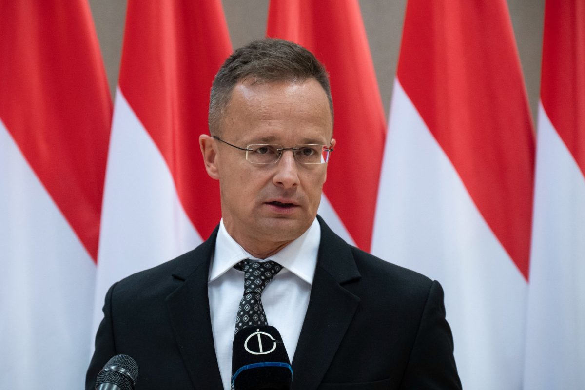 Szijjártó Péter: ukrán kémeket utasítunk ki