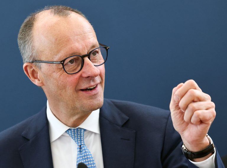 Friedrich Merz a vámok eltörlésére kérte Trumpot