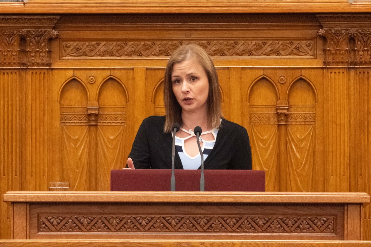 Dúró Dóra állítja, a Mi Hazánk nem köt szövetséget sem a Fidesszel, sem a Tiszával