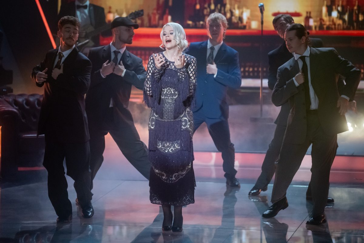 Muri Enikő nyitotta meg a Harcosok Klubját, Orbán Viktor megvédte az énekesnőt