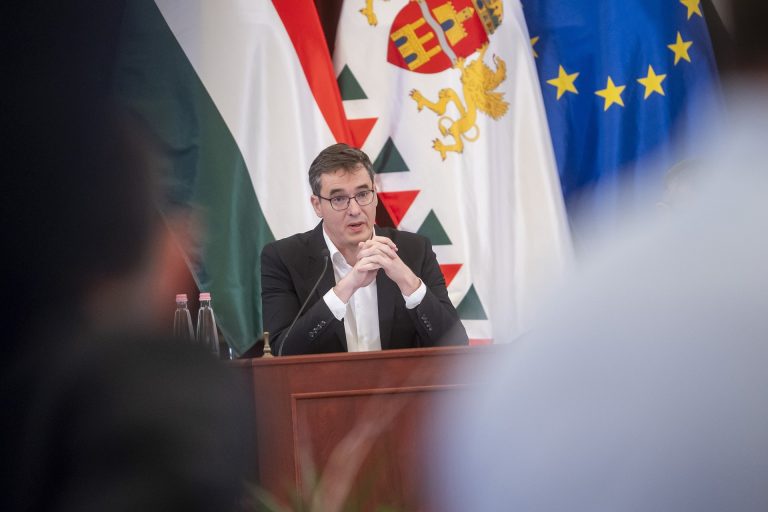 Karácsony nagyon keményen beleállt Vitézybe a BKK vezérének távozása miatt