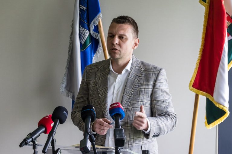 Menczer Tamás szerint a Tisza Párt Magyarország tönkretételére készülhet