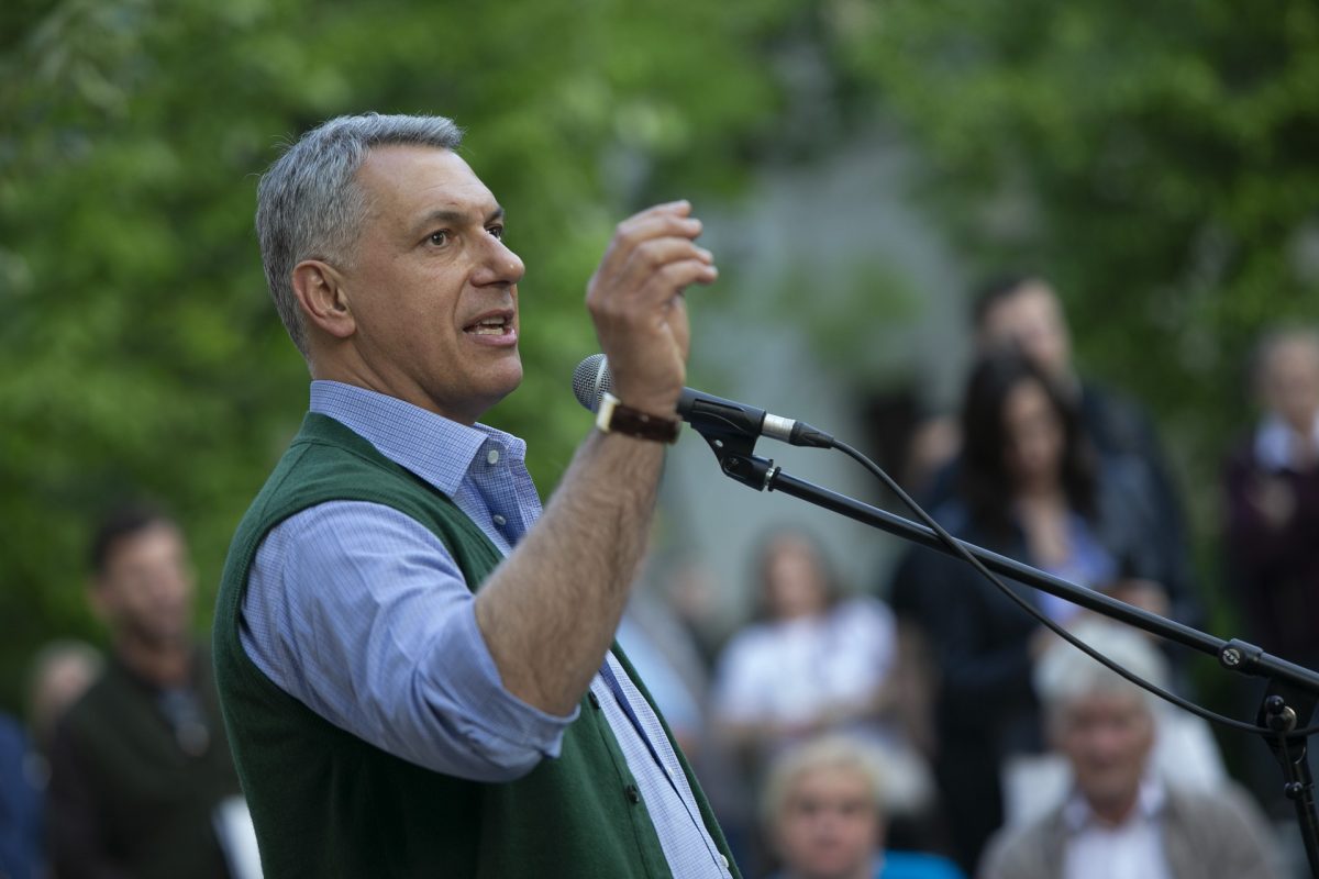 Lázár János újabb nyilvános fórumot tart, bárki kérdezhet tőle