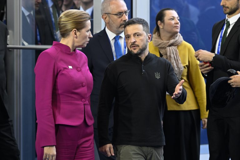 Zelenszkij egyre dühösebb: „Amerika hallgatása csak bátorítja Putyint”