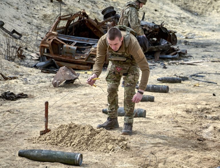 Finnország a befagyasztott orosz vagyonból küld lőszert Ukrajnának