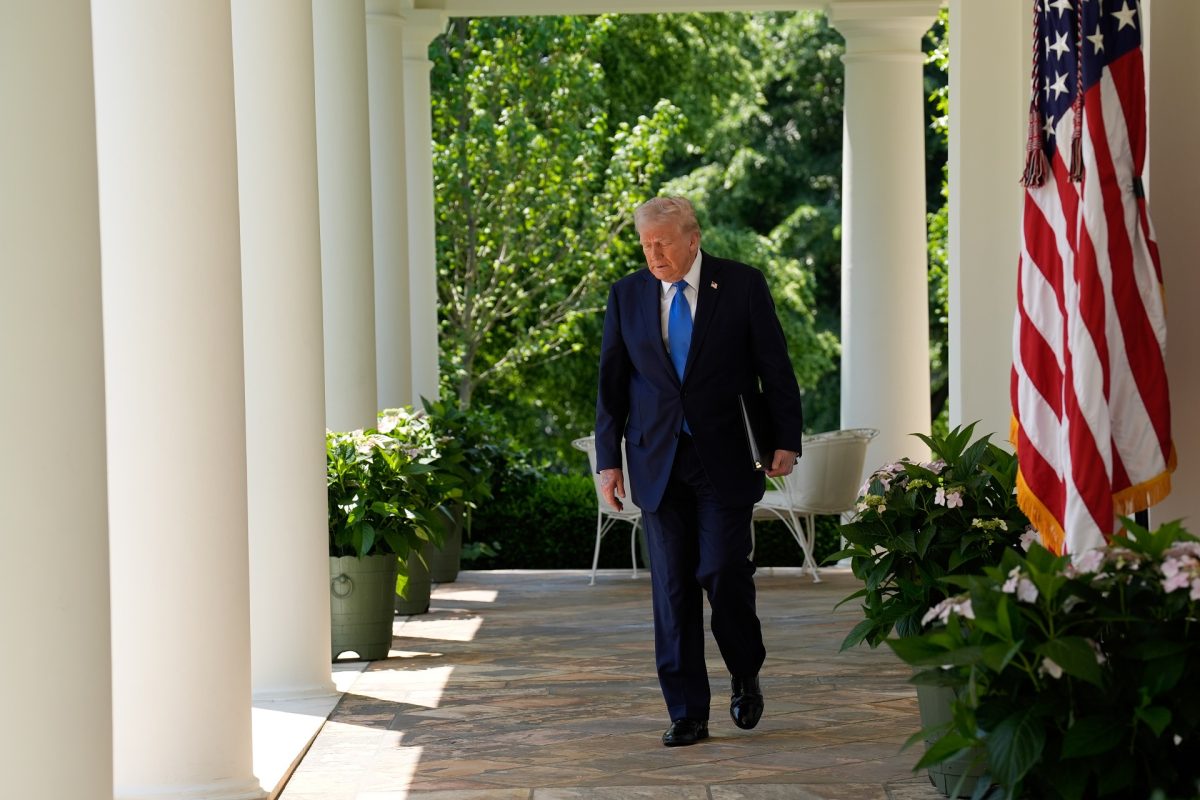 Donald Trump szankciókkal fenyegette meg azokat, akik iráni olajat mernek vásárolni