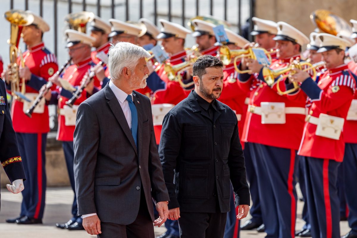 Zelenszkij szerint bármelyik pillanatban lehetséges a tűzszünet megkötése Oroszországgal