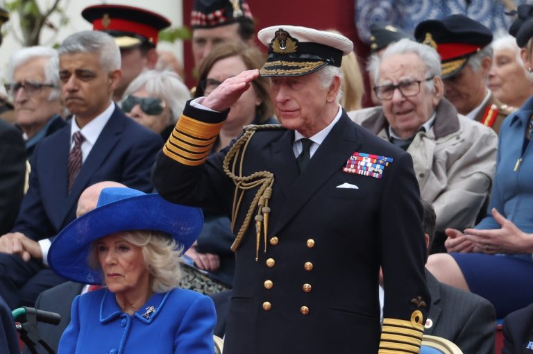 Sorstársként írt levelet III. Károly a prosztatarákkal küzdő Bidennek