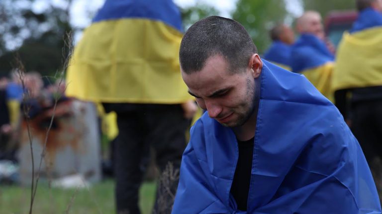 Az ukrajnai főügyészség szerint eddig 267 ukrán hadifoglyot végeztek ki az oroszok