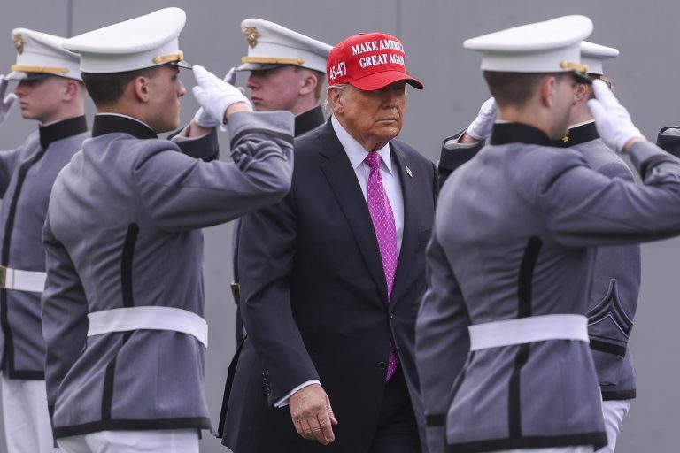 Asztalra csaptak az ukránok: Trump álljon le Oroszország kiengesztelésével