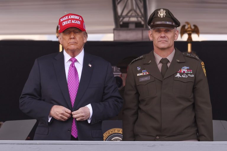 Trumpék rettentő dühösek az oroszok halálos bombázásai miatt, betelt a pohár