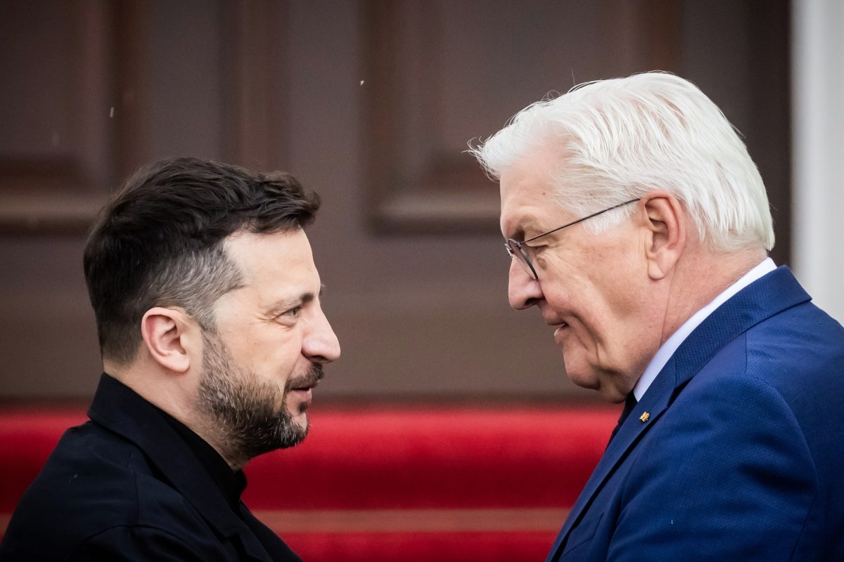 Ennyi extra pénzt kapnak a rendkívül veszélyes ukrán frontra vonuló orvostanhallgatók