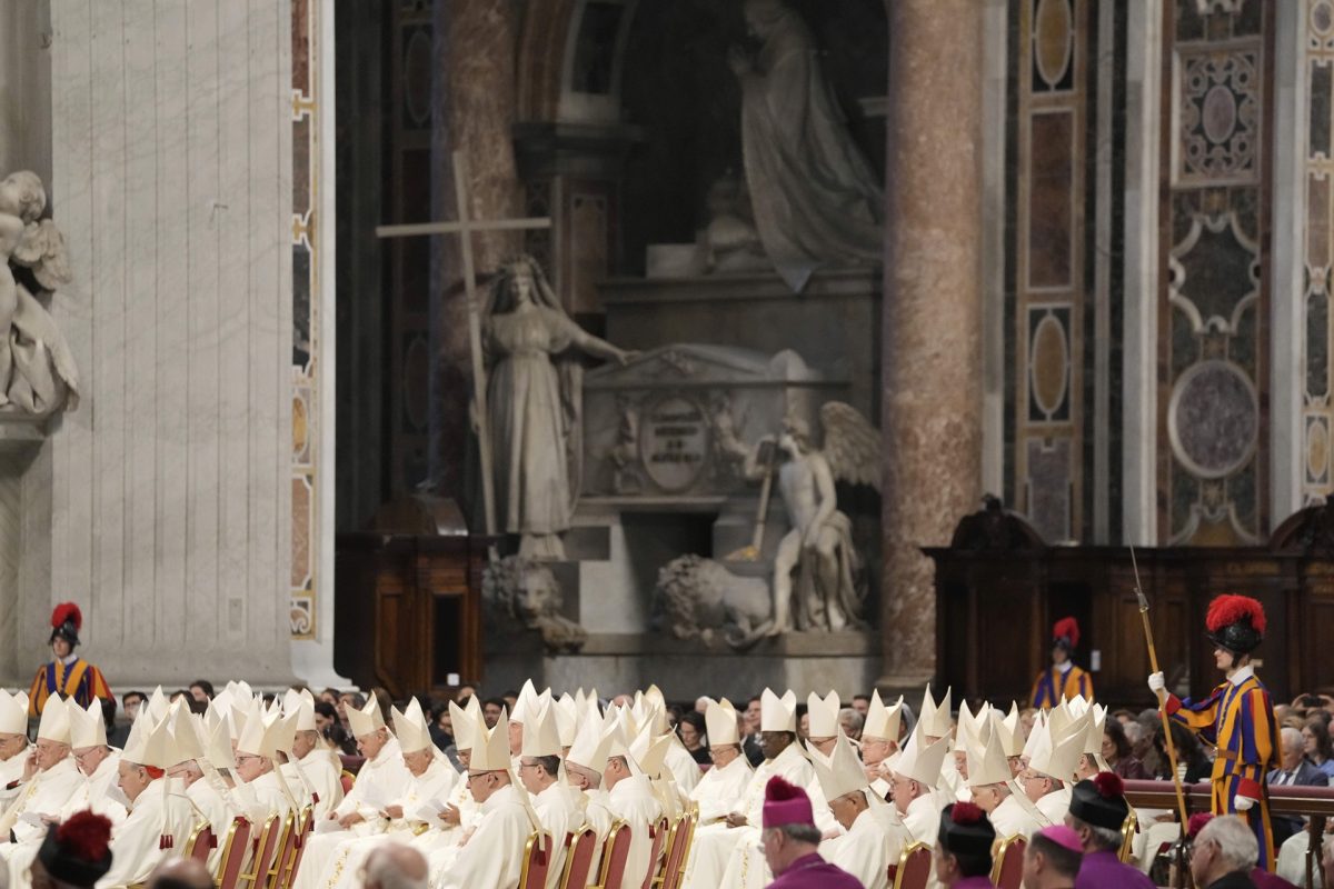 Pápaválasztás: hatalmas a készültség a Vatikánban