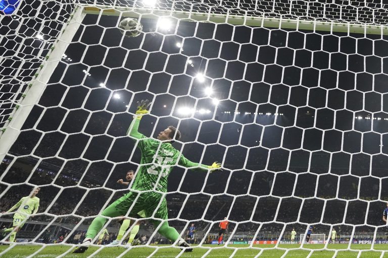 A Barca játékosa szerint ellenük fújt a bíró, vizsgálatot akar