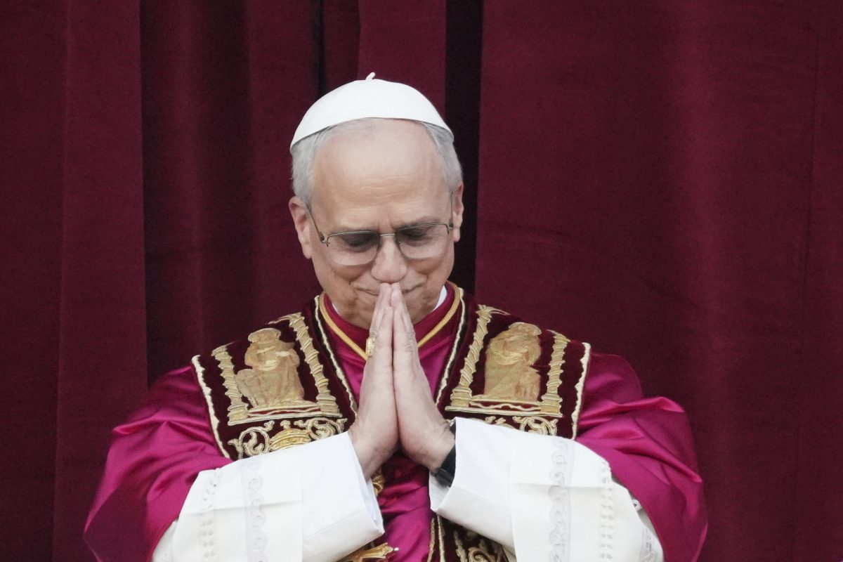 Így fogadták az új pápát a Sixtus-kápolnában (videó)