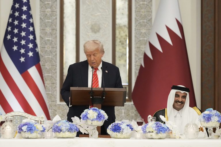 Donald Trump végül elfogadta Katar 400 millió dolláros ajándékát