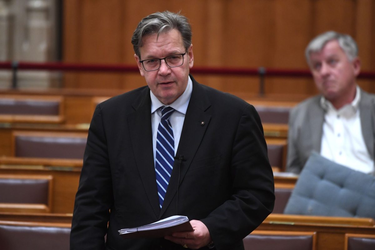 Zöld utat kapott a szuverenitási törvény módosítása