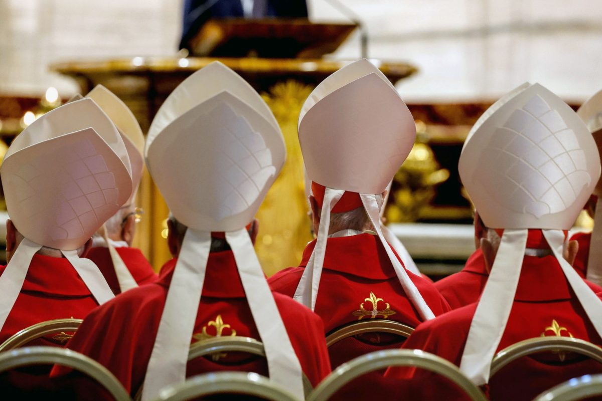 A bíborosok azonnali és feltétel nélküli tűzszünetet követelnek Ukrajnában