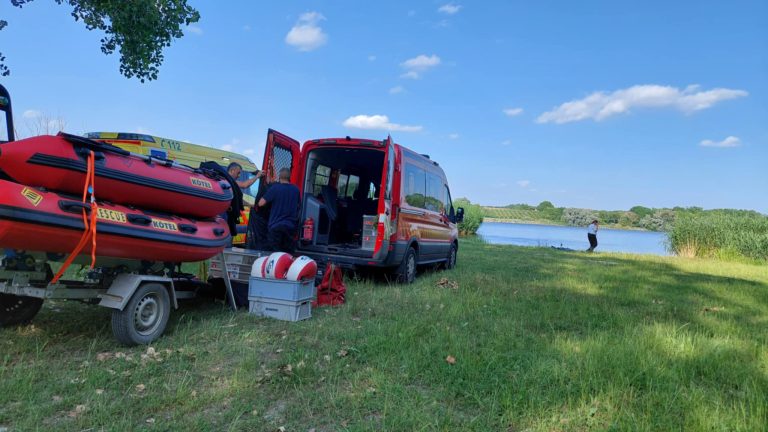 Lesújtó tragédia történt, tóba fulladt egy gyermek
