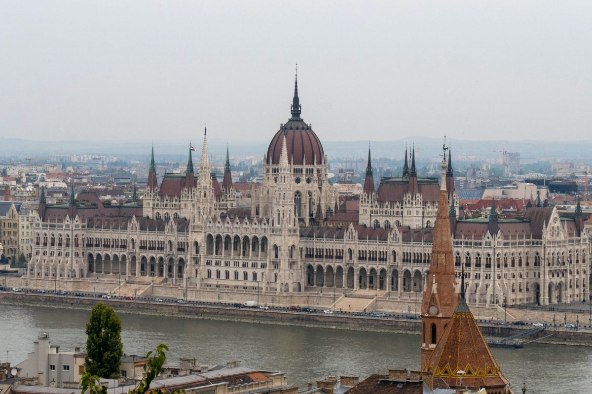 Elfogadták az adótörvények módosítását – jönnek az új szabályok