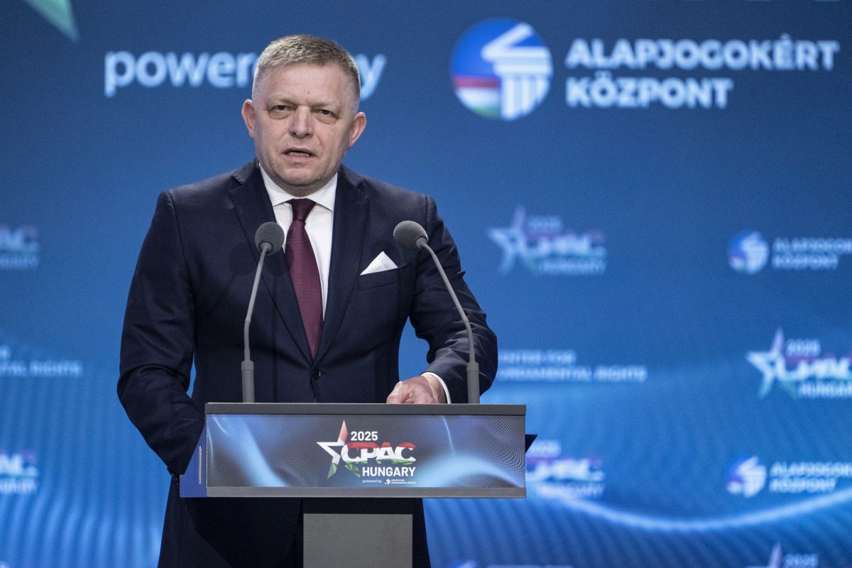 Robert Fico Orbán Viktor tervét követheti Brüsszelben az orosz szankciókkal