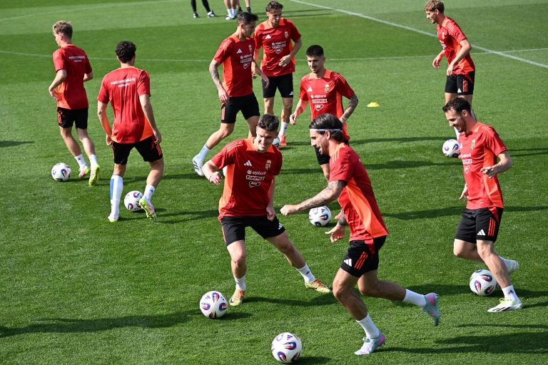 Itt a magyar kezdőcsapat Svédország ellen