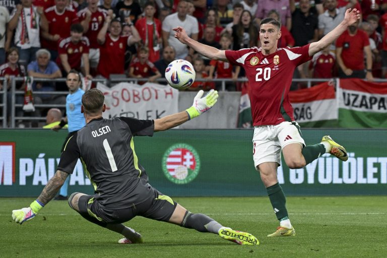 Marco Rossi a magyar-svéd meccs után: „Nem kell szégyenkeznünk a teljesítményünk miatt”